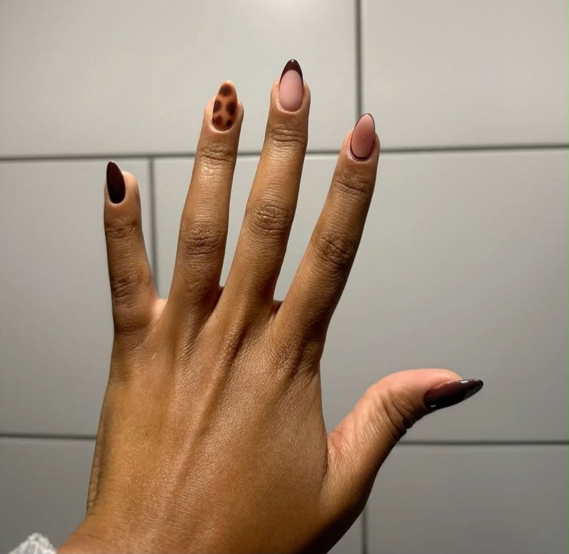 Ivy nail inspiration design 1