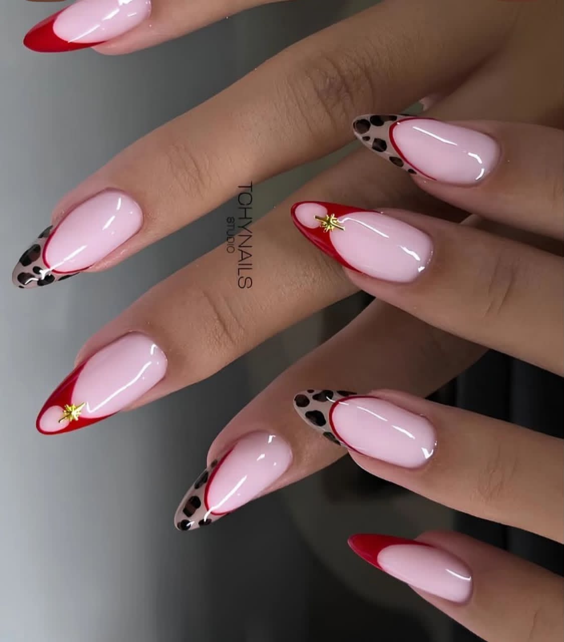 Ivy nail inspiration design 2