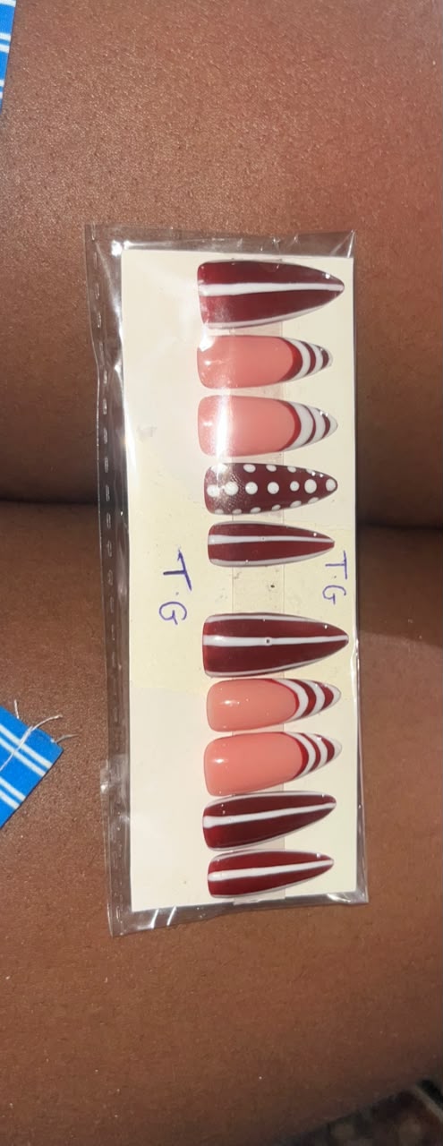 Ivy nail inspiration design 5