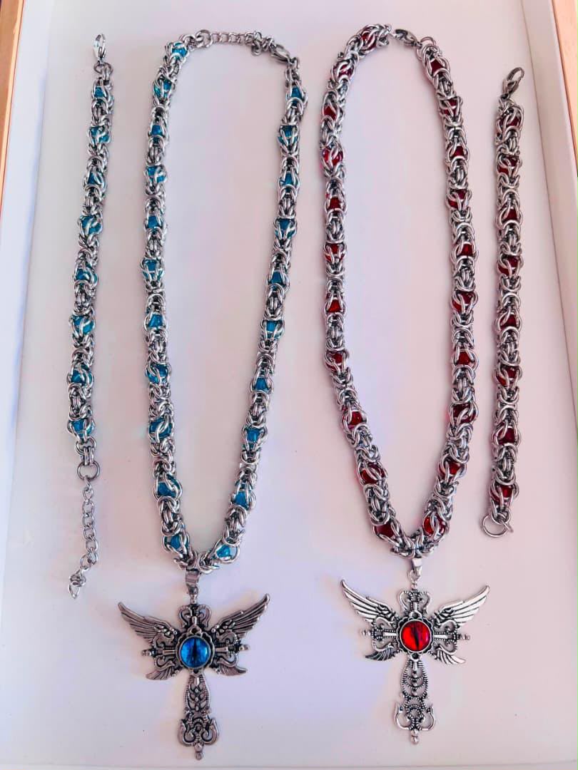 Necklace and bracelet set